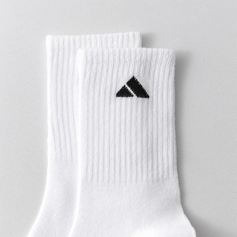 5 pairs of black and white patterned mid length socks